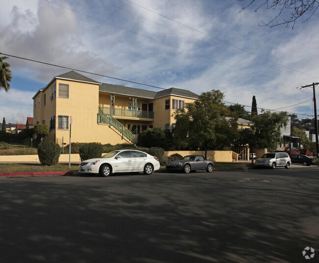 Building Photo - 4363-4377 Sunset Dr