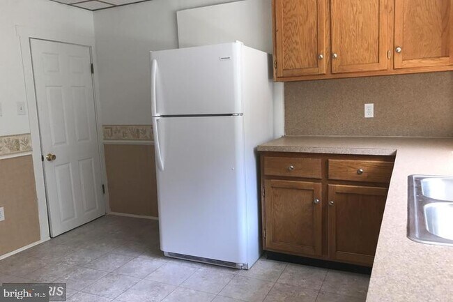 Building Photo - 2472 Waynesboro Pike