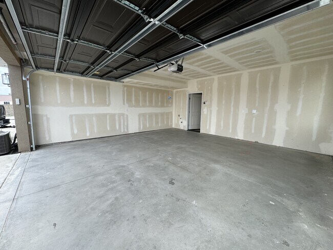 Building Photo - 1866 N 510 W