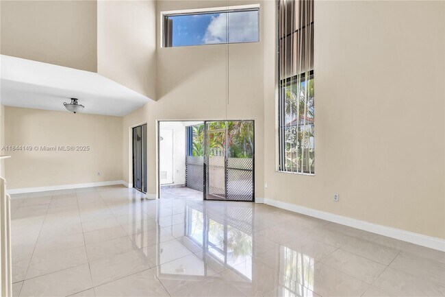 Building Photo - 1612 San Remo Cir