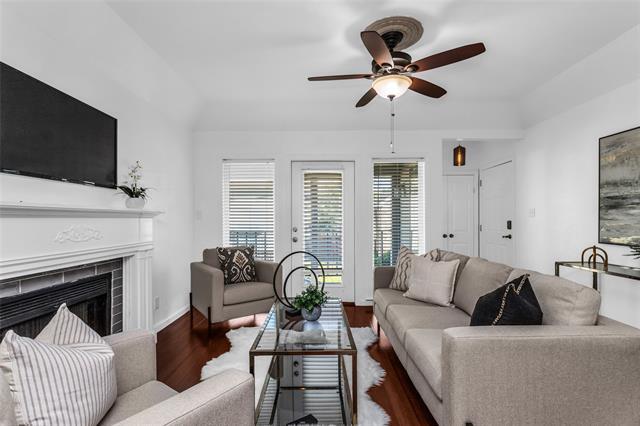 Building Photo - 3105 San Jacinto St