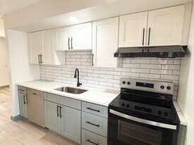 Building Photo - 510 91st Ave N