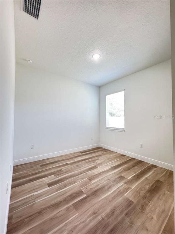 Building Photo - 8419 N Saxon Way