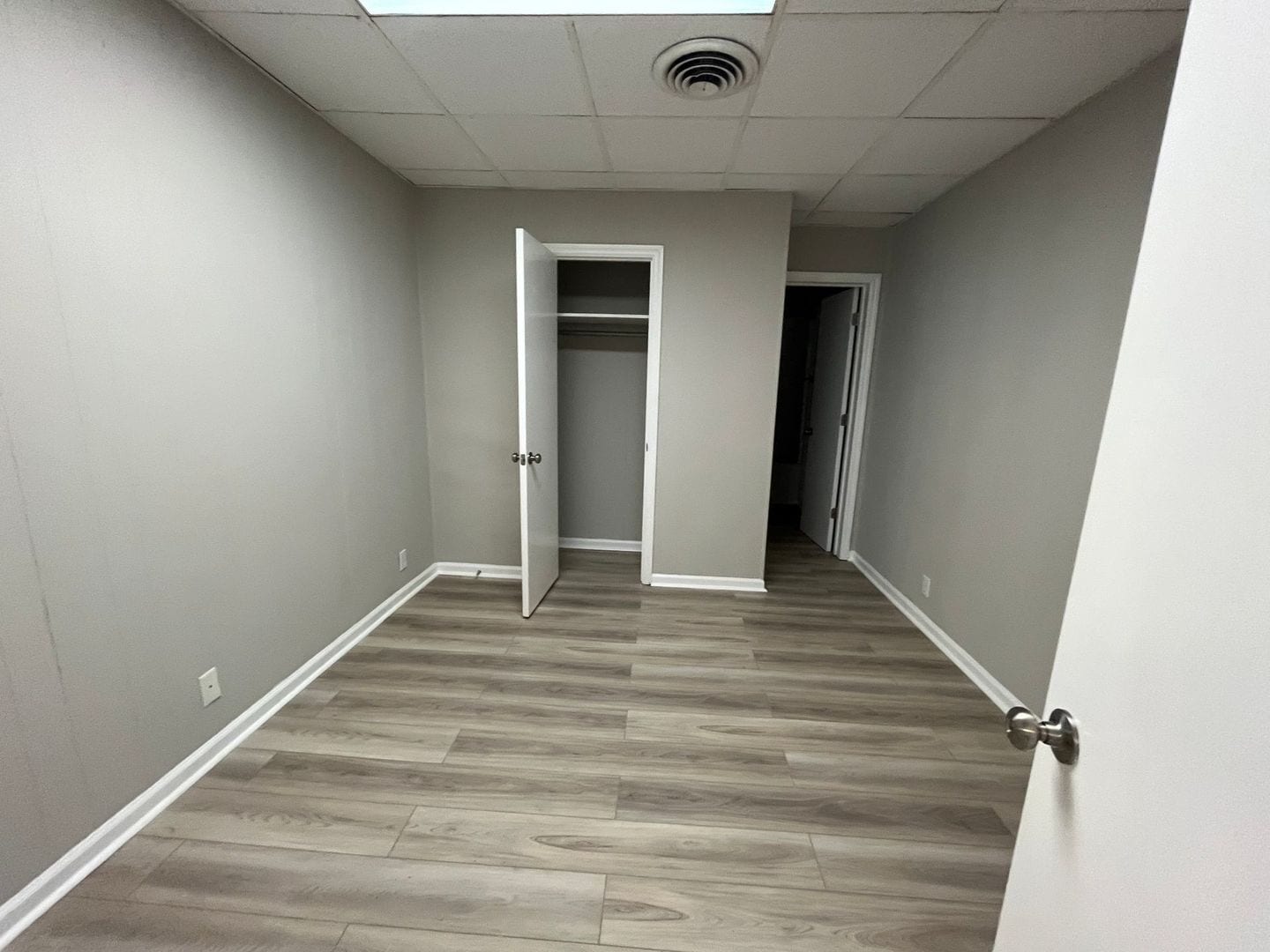 Building Photo - 142 Goshen Rd