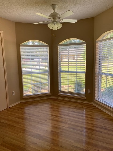 Building Photo - 5105 Woodgate Dr