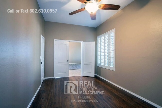 Building Photo - 4907 E Fernwood Ct