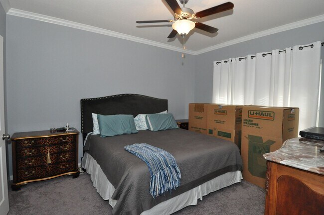 Building Photo - Brand NEW HOME for LEASE in Pflugerville!!!