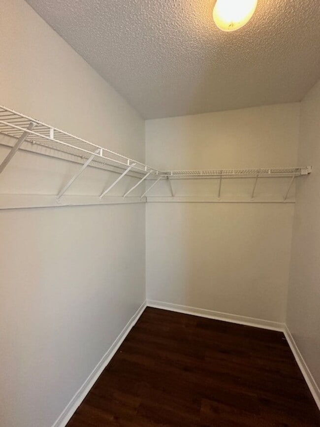 Building Photo - Private Condo in The Meridian, Mount Pleasant - Available July 1, 2026!