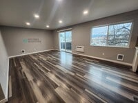 Building Photo - 12421 E Riverside Ave