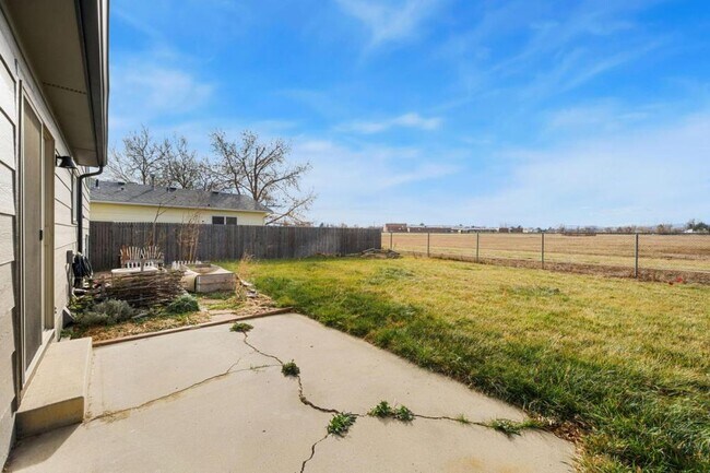 Building Photo - 569 S Edinburgh Dr