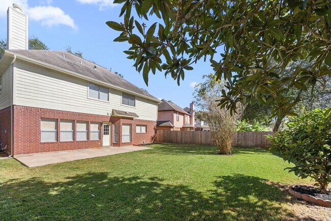 Building Photo - 4707 Leicester Way