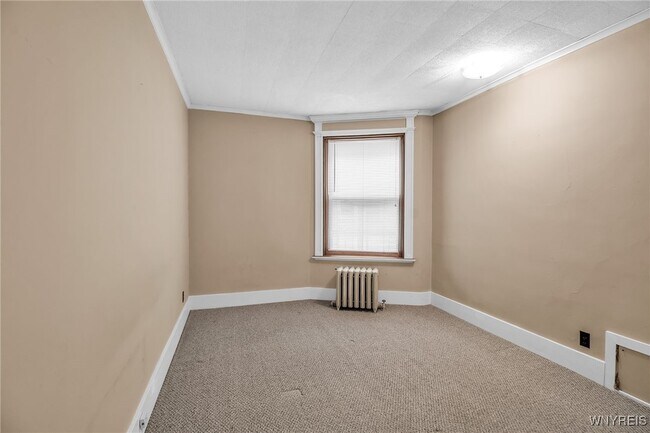 Building Photo - 530 Linwood Ave