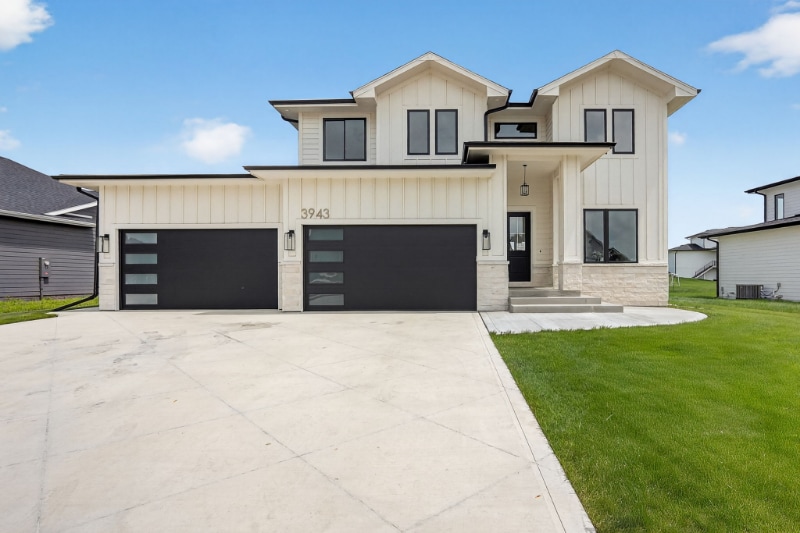 Building Photo - 3943 NW 181st St