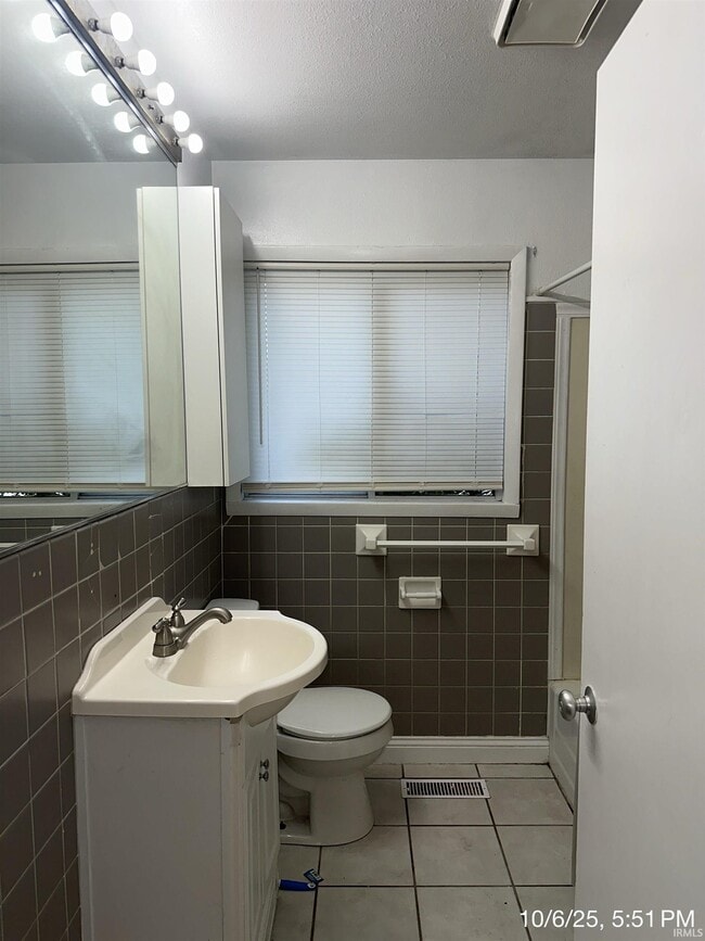 Building Photo - 1511 Forbes Ave