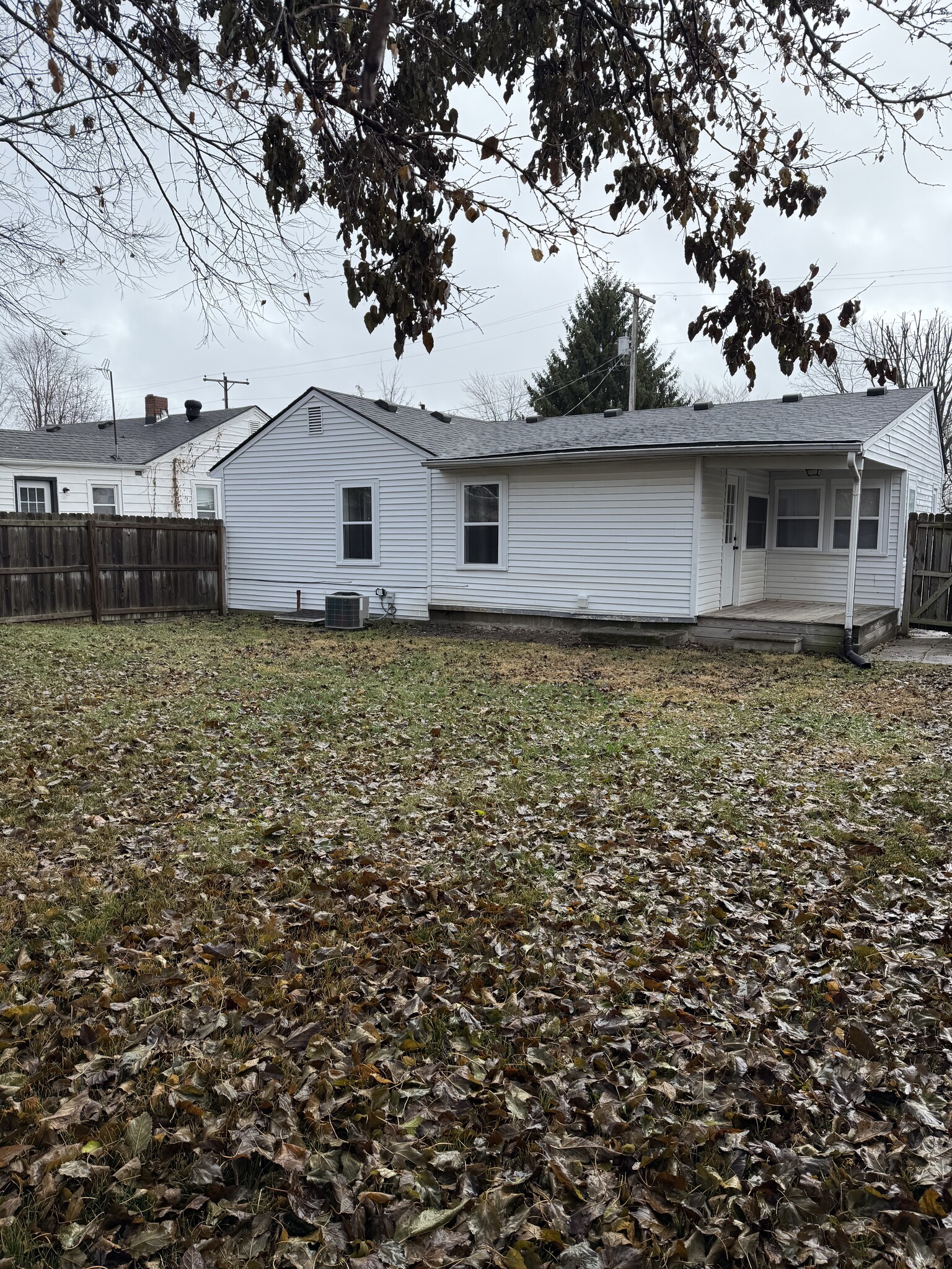 Building Photo - 509 E Mill St