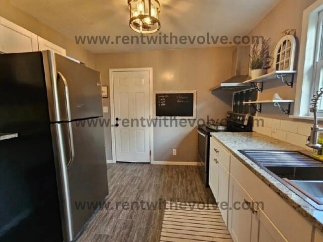 Building Photo - 1349 G. Ave., New Castle, IN