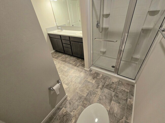 Building Photo - 3 Bedroom 2.5 Bath Home in Stanwood