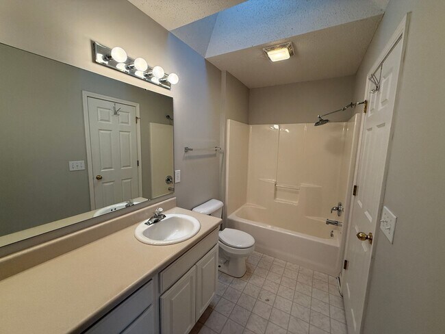 Building Photo - Condo for Rent by Capital Property Management
