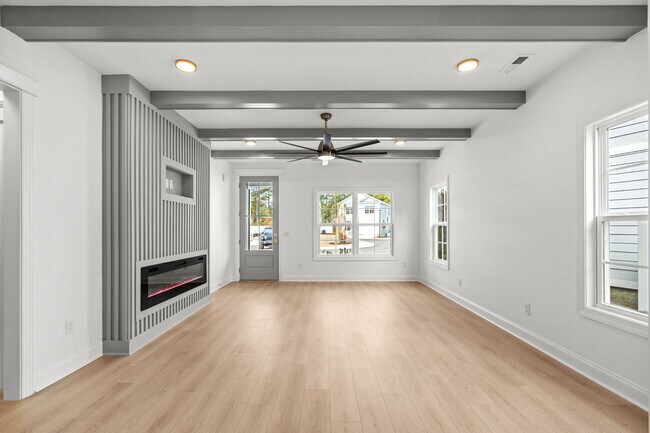 Building Photo - 113 ARBOR RIDGE CIR