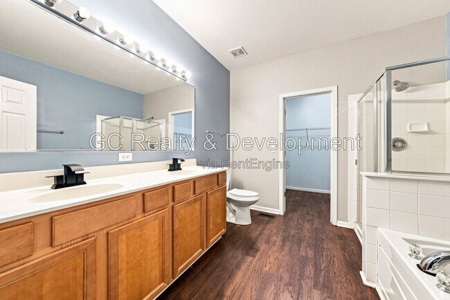 Building Photo - 8026 Bluestem Ave