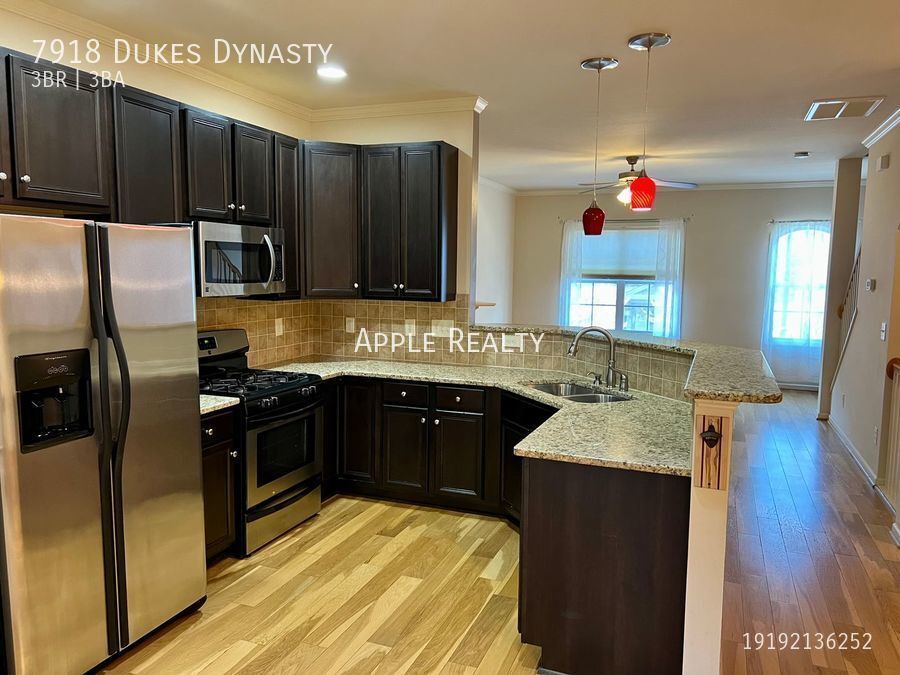 Building Photo - 7918 Dukes Dynasty Dr