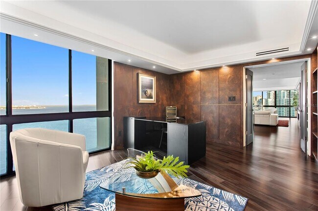 Building Photo - 3301 Bayshore Blvd
