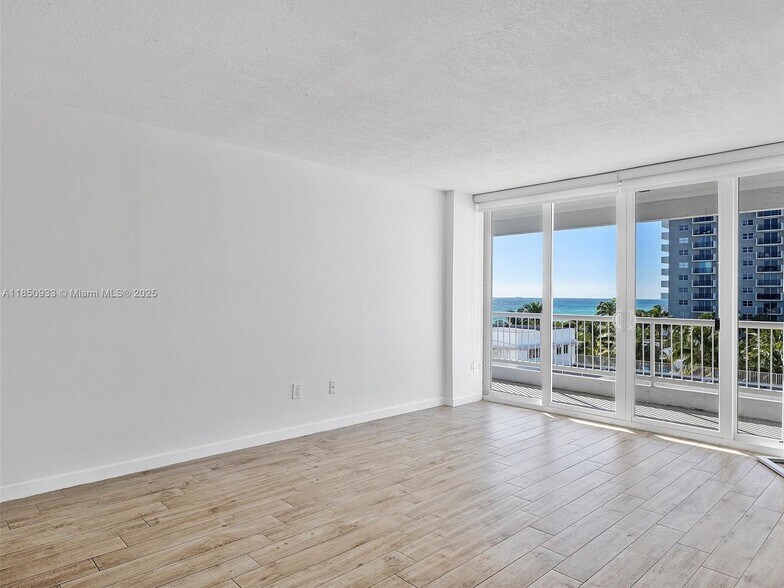 Building Photo - 9341 Collins Ave
