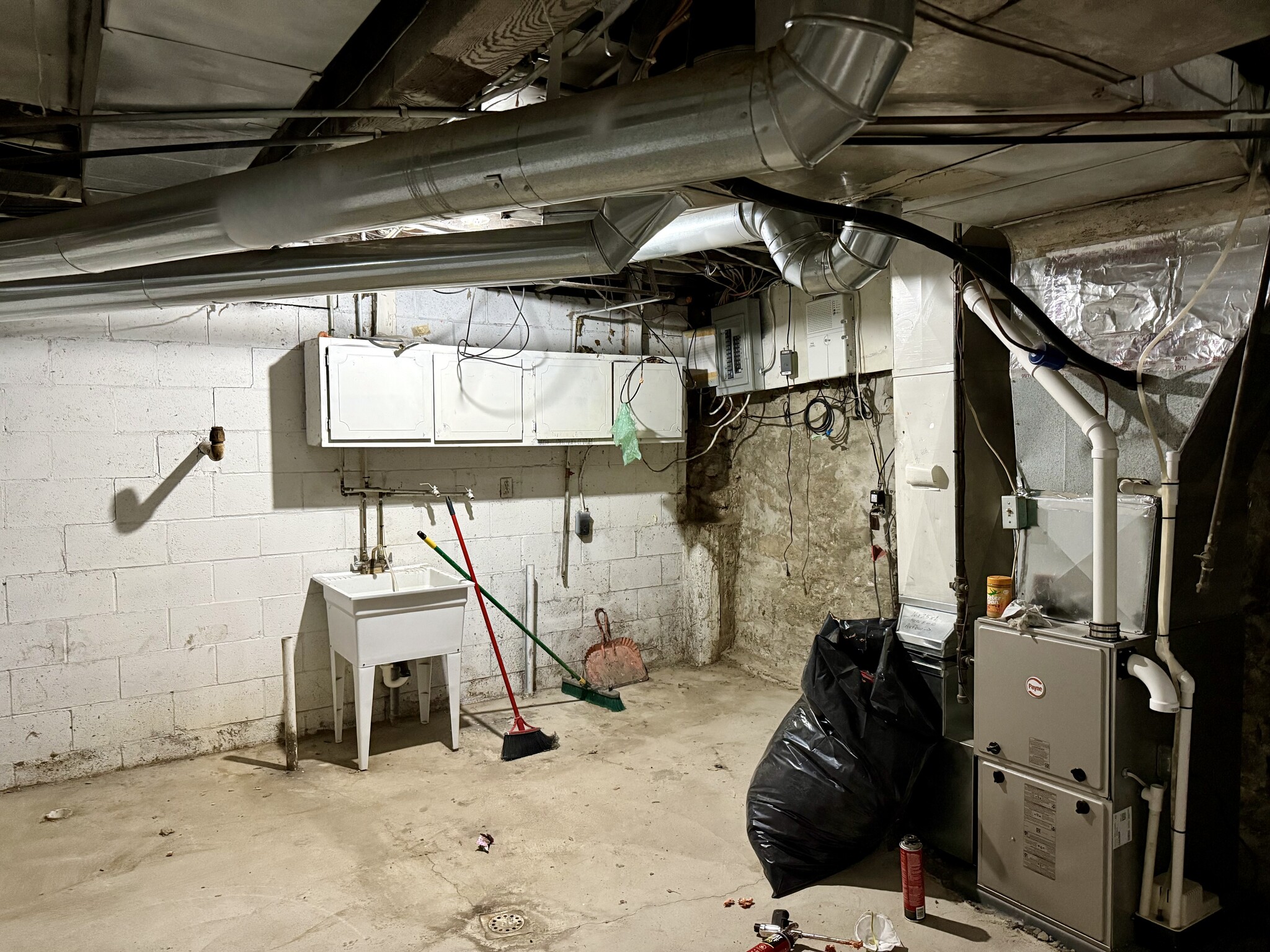 Building Photo - 332 Natchez St