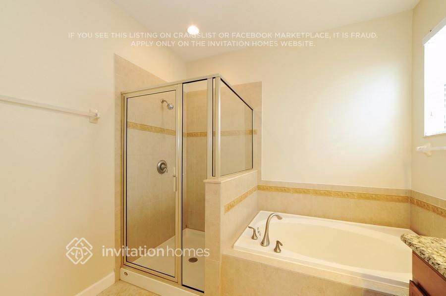 Building Photo - 11432 Flora Springs Dr