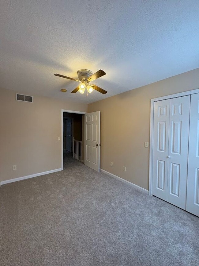 Building Photo - Three bedroom two bathroom home for rent