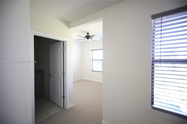 Building Photo - 8293 Cadre Noir Rd