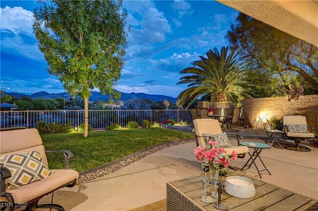Building Photo - 105 Fountainhead Cir