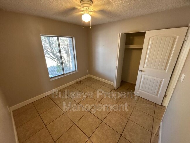 Building Photo - 4625 N 75th Ln