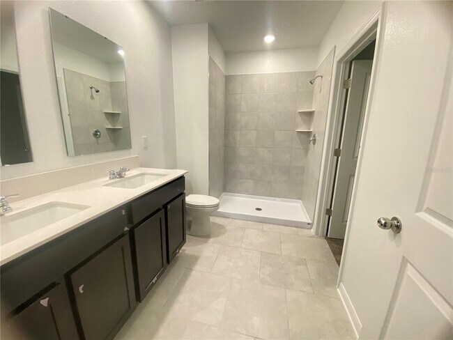 Building Photo - 3938 Willow Brk Dr