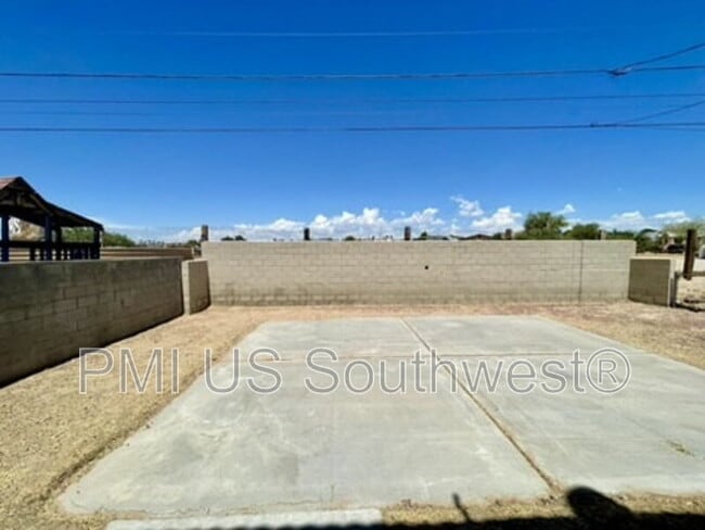 Building Photo - 2468 Pso Cisne