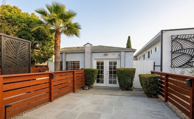 Building Photo - 1421 Grand Ave