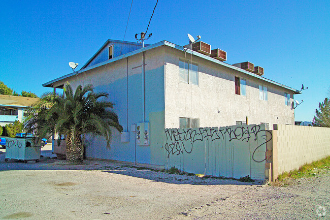 Building Photo - 2240 N Pecos Rd