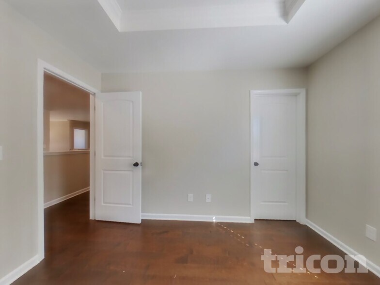 Building Photo - 250 Janney Cir