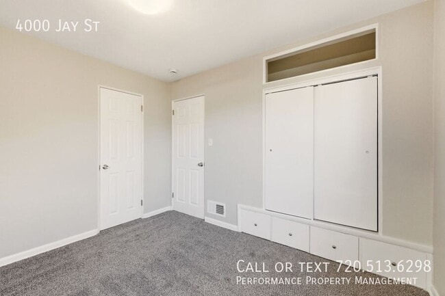 Building Photo - 4000 Jay St