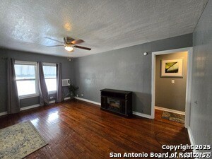 Building Photo - 1614 W Hollywood Ave