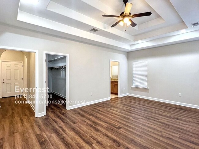 Building Photo - 8919 Kathryn Grace Dr