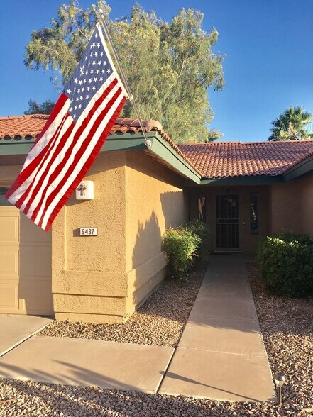 Primary Photo - 9437 E Minnesota Ave