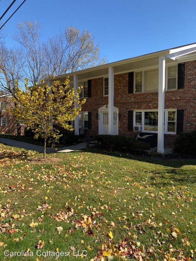 910 Brookside Camp Rd 910 Brookside Camp Rd Hendersonville NC 28792