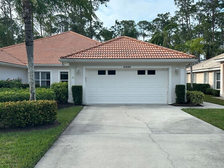 Building Photo - 5935 Northridge Dr