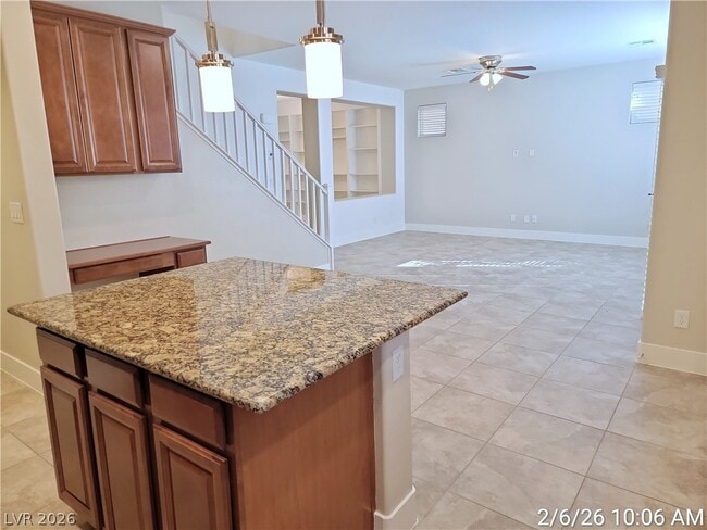 Building Photo - 10449 Yew Blossom Ave