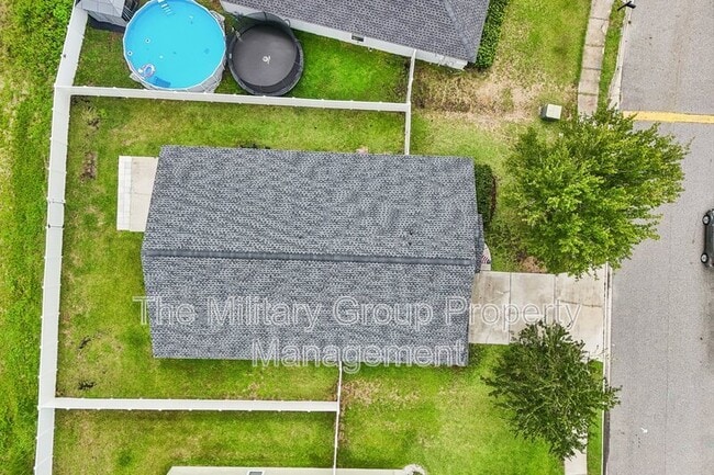 Building Photo - 12387 Anarania Dr