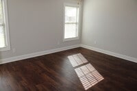 Building Photo - Athens City - Large Fenced in Backyard!