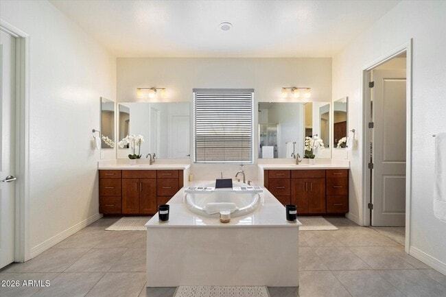 Building Photo - 4689 N 183rd Ave