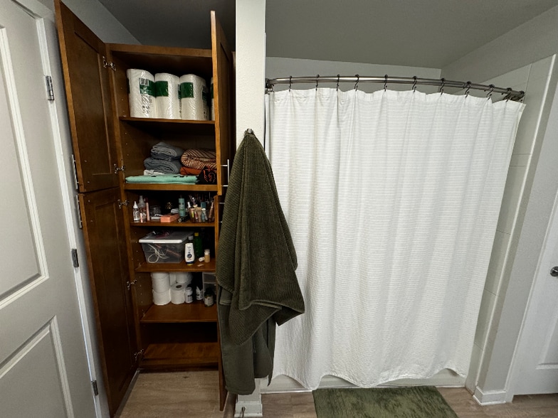 Building Photo - 2451 S Timberline Rd