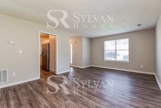 Building Photo - 5543 Pine Gate Dr